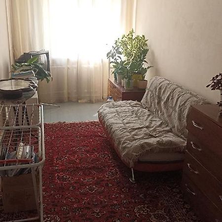 Аппартаментов В Золотом Квадрате بيشكيك المظهر الخارجي الصورة